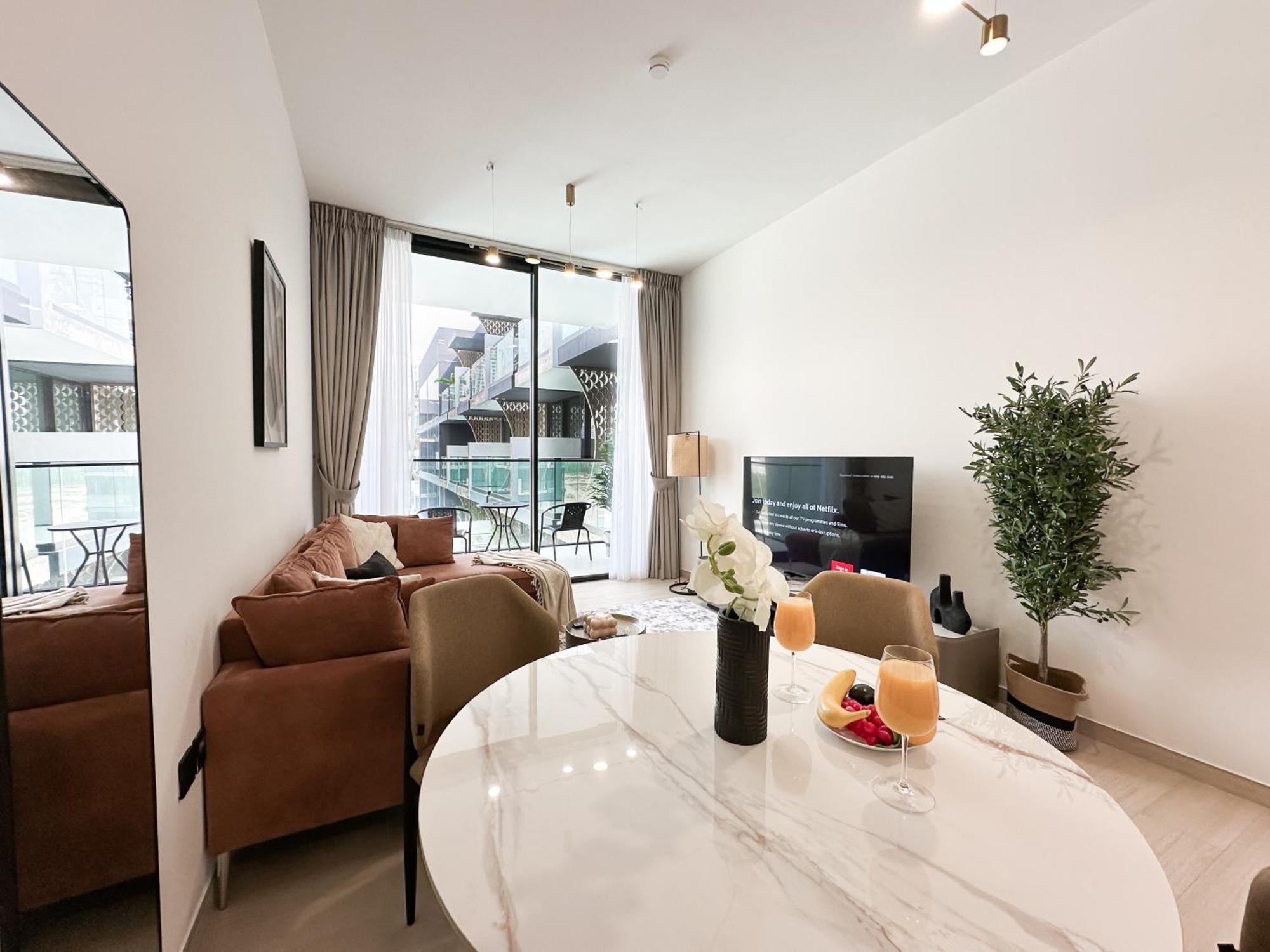 Apartment Trophy - Stardust Sanctum W Pool View In Heart Of Jvc *